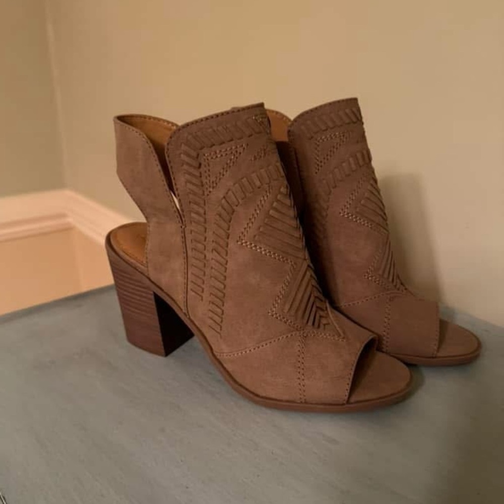 Target brand heels